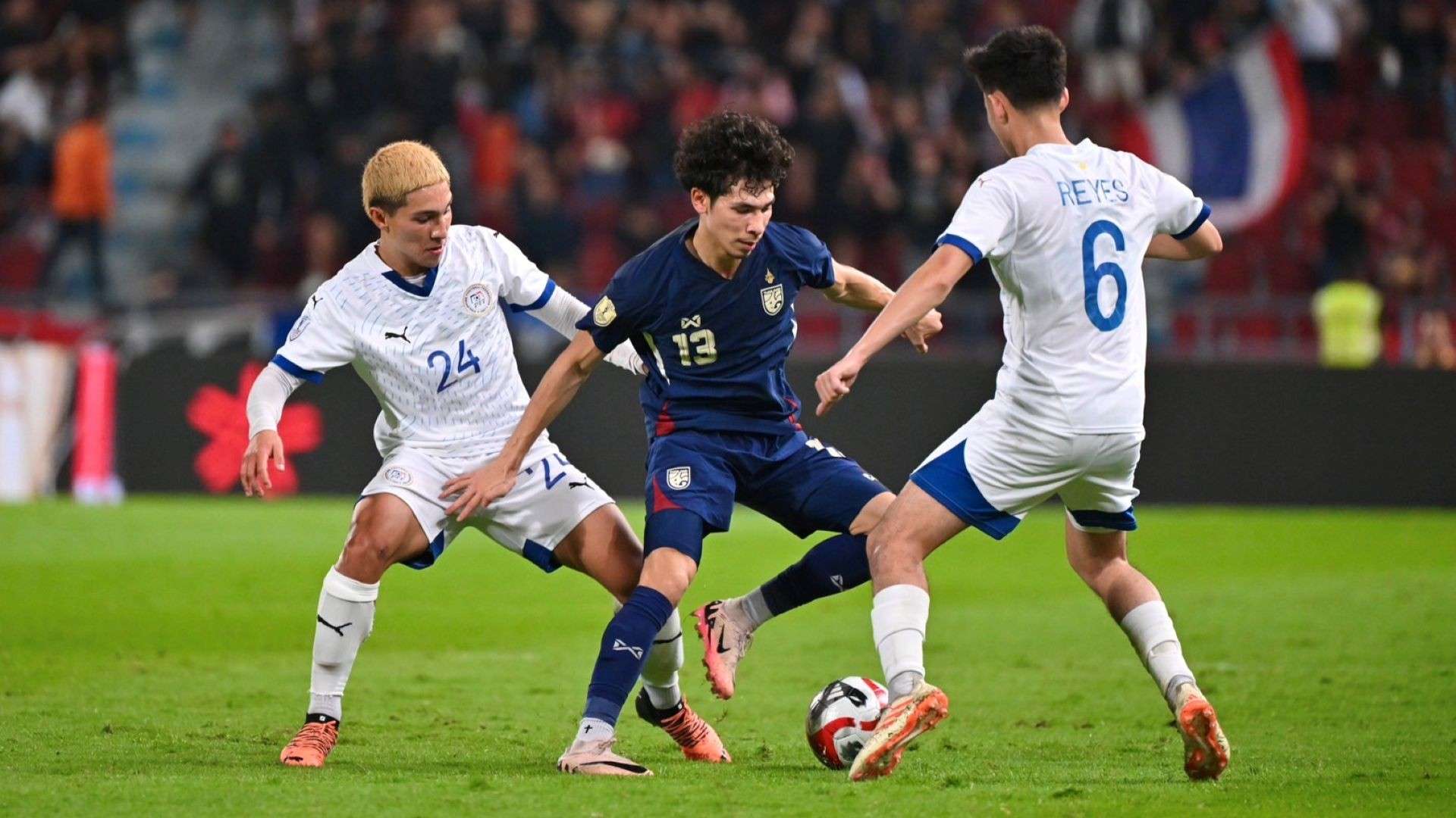 聚焦U20亚洲杯：中国与日本同组争夺晋级资格的激烈对决